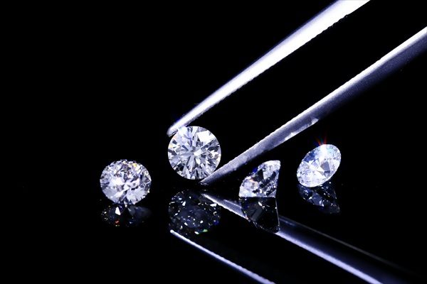 ラザールダイヤモンド