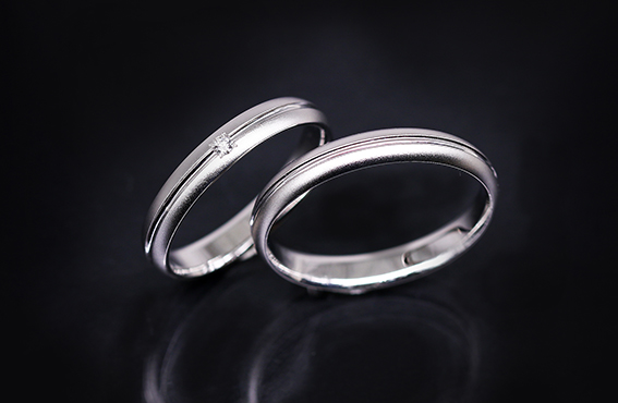 プラチナ素材とラザールダイヤの鍛造の結婚指輪JH-6771
