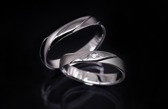 丈夫な結婚指輪ならジュエリーハナジマの鍛造製法のリングJH-6764